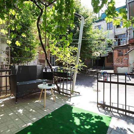 Apartamento Tbilisisi Exterior foto