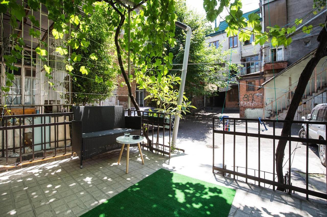 Apartamento Tbilisisi Exterior foto